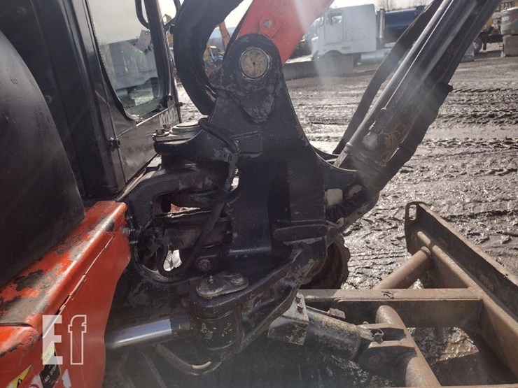 kubota-kx040-4-image-25