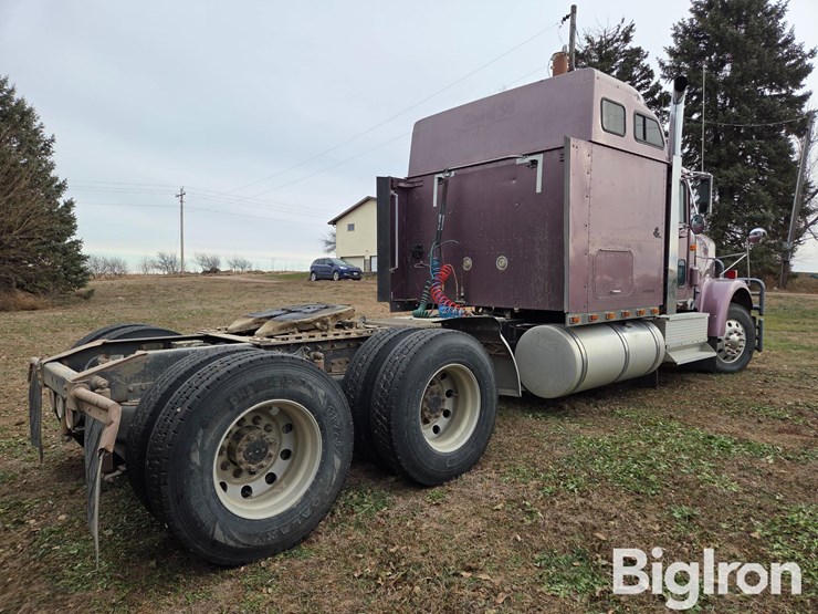 1998-international-9300-image-5