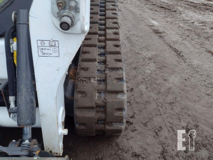 2022-bobcat-t595-image-35