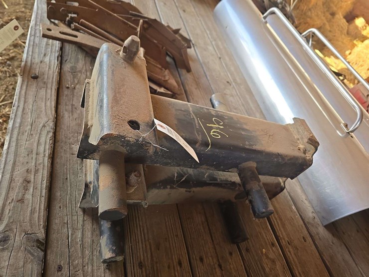 2-leon-quick-attach-loader-hookups-image-2