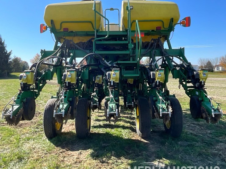 john-deere-1790-image-4