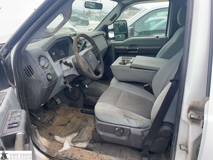 2011-ford-f250-image-11