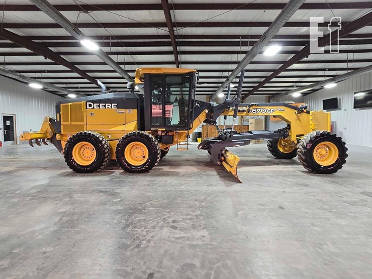 2020-deere-670gp-image-6