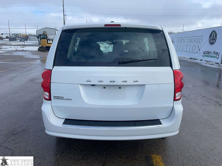 2020-dodge-grand-caravan-se-image-4