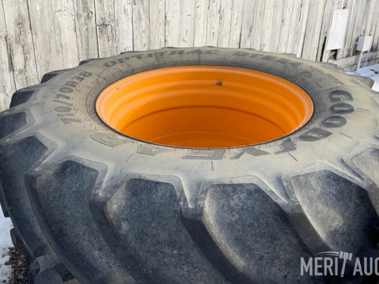 (4)-goodyear-710/70r38-floater-tires-image-2