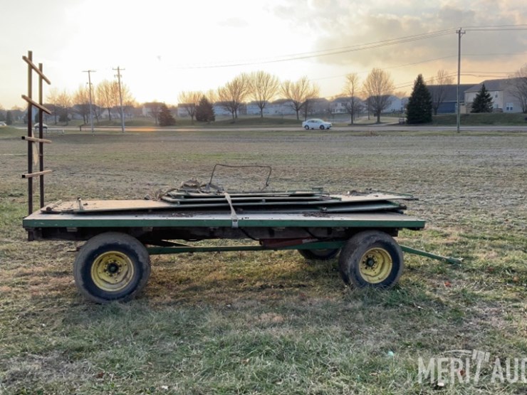 14ft.-hay-rack-on-john-deere-running-gear-image-7