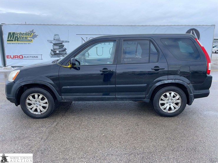 2005-honda-crv-image-2