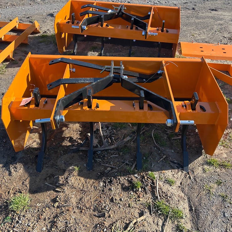 #42 • UNUSED 4’ BOX BLADE