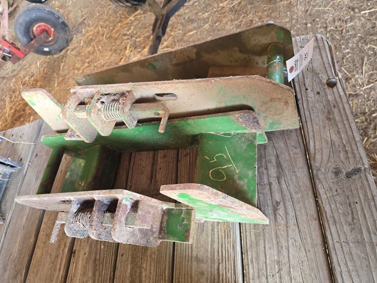 2-quick-attach-hook-ups-for-jd-loader-image-1