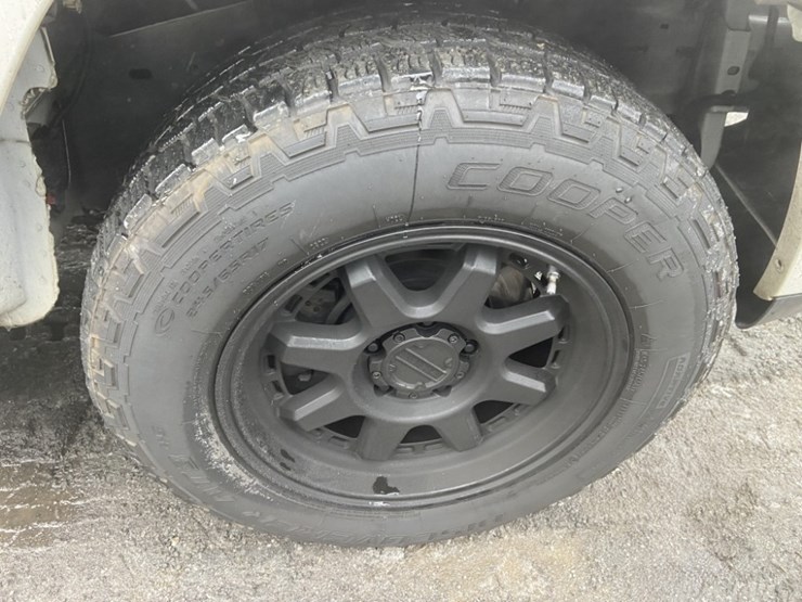 2005-jeep-grand-cherokee-limited-image-13