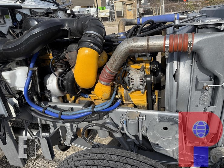 2006-peterbilt-379-image-27