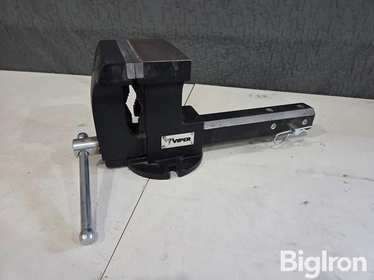 viper-receiver-hitch-vise-image-1