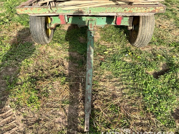 hay-rack-on-john-deere-running-gear-image-10