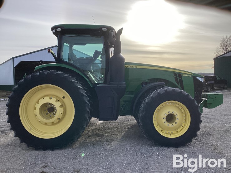 2014-john-deere-8320r-image-4