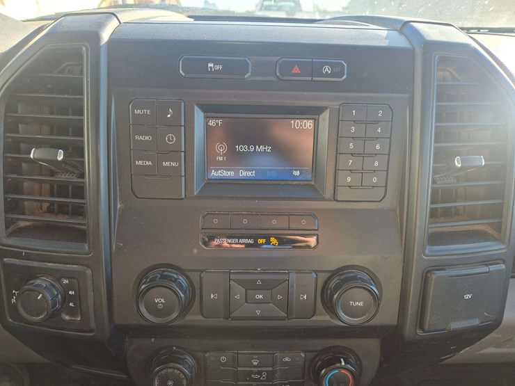 2020-ford-f150-xl-image-14