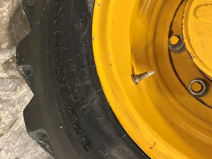 2021-deere-310sl-hl-image-70