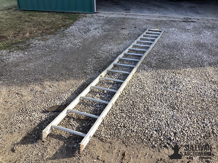 16'-aluminum-ladder-image-5