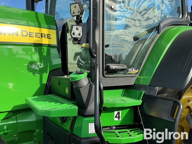 2024-john-deere-8r-310-image-10