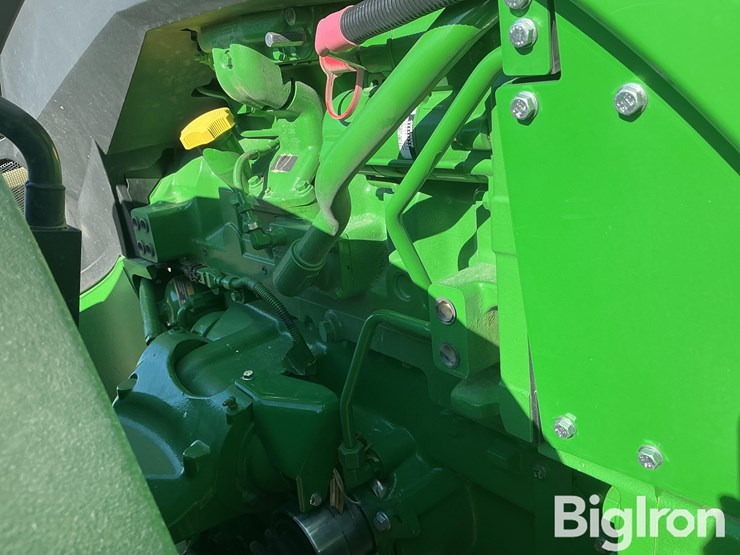 2024-john-deere-8r-370-image-13