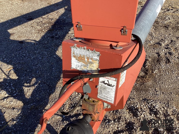 hutchinson-/mayrath-swing-away-auger-image-14