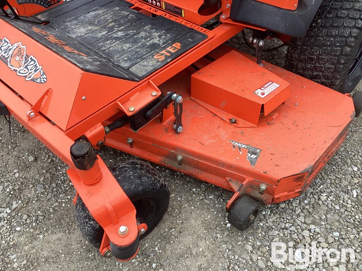 2015-bad-boy-outlaw-72”-ztr-lawn-mower-image-13