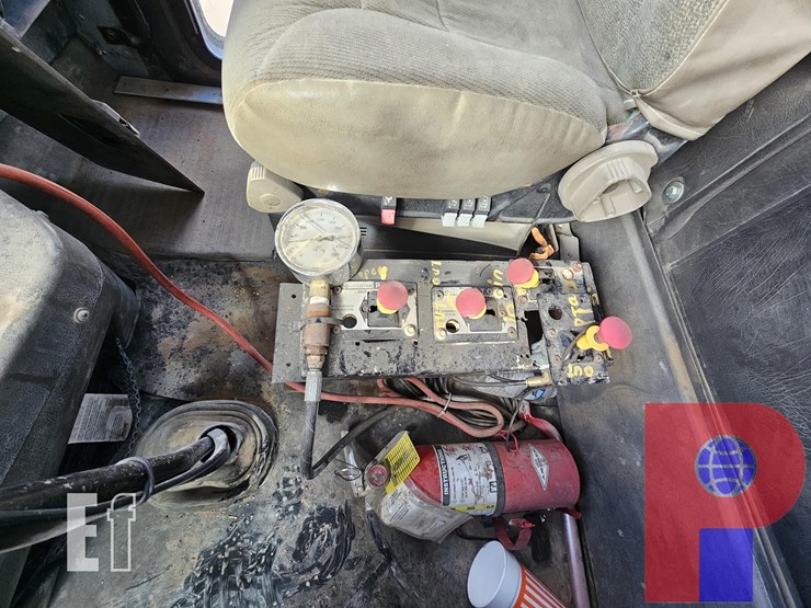 2007-caterpillar-c15-image-8