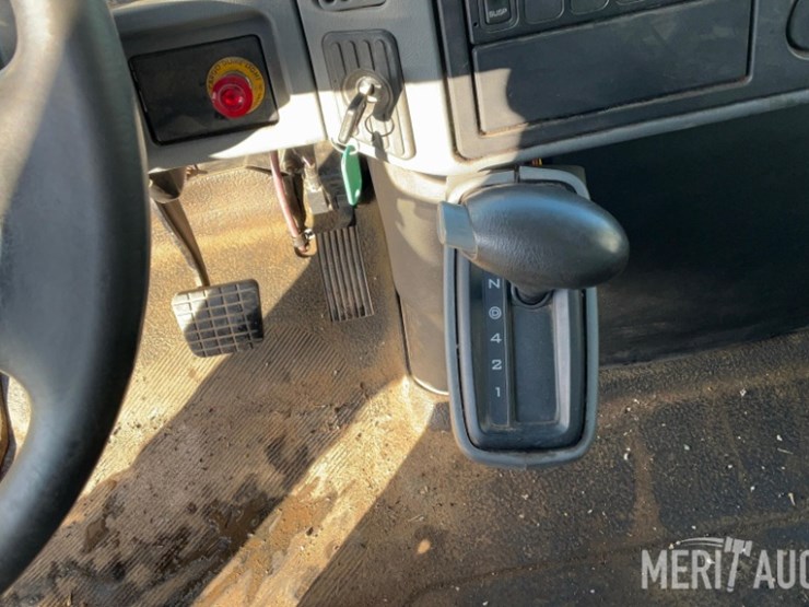 2007-international-durastar-4300-image-48