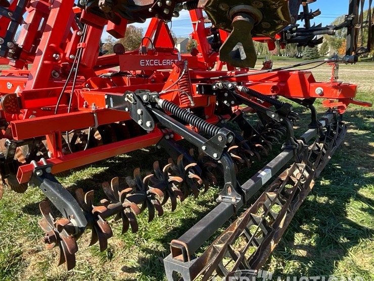 2016-kuhn-krause-8005-excelerator-verticle-tillage-tool-image-34
