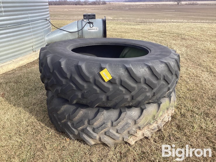 goodyear-20.8r42-tractor-tires-image-1