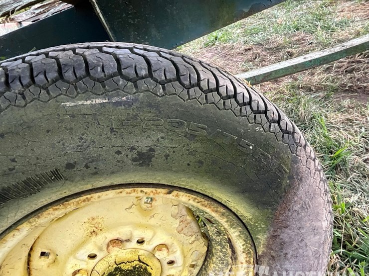 hay-rack-on-john-deere-running-gear-image-46