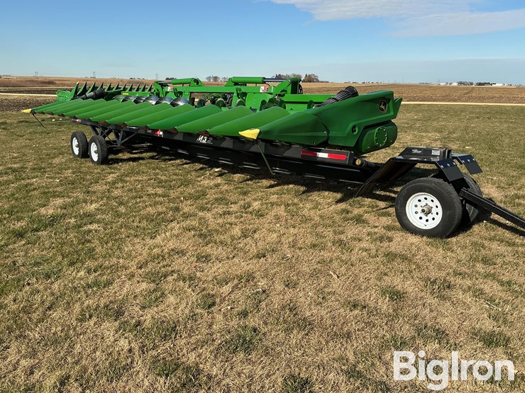 2024-john-deere-c12f-image-1