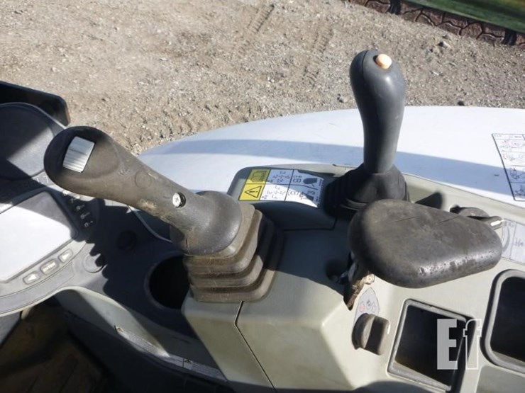 2019-bobcat-e35-image-9