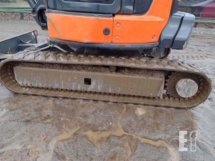 2014-hitachi-zx35u-image-27