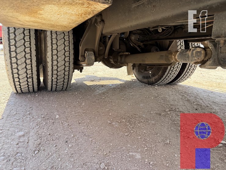 international-workstar-7400-image-16