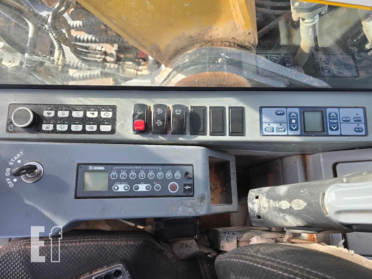 2022-xcmg-xe210u-image-16