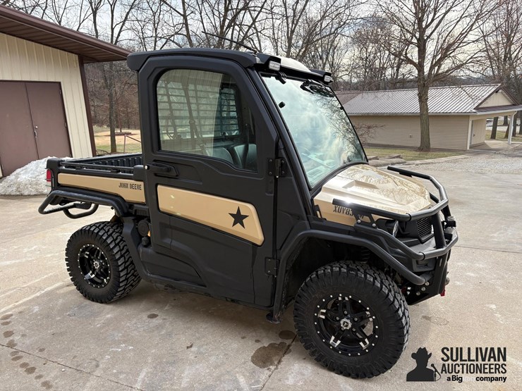 2022-john-deere-xuv835m-4x4-utv-image-3