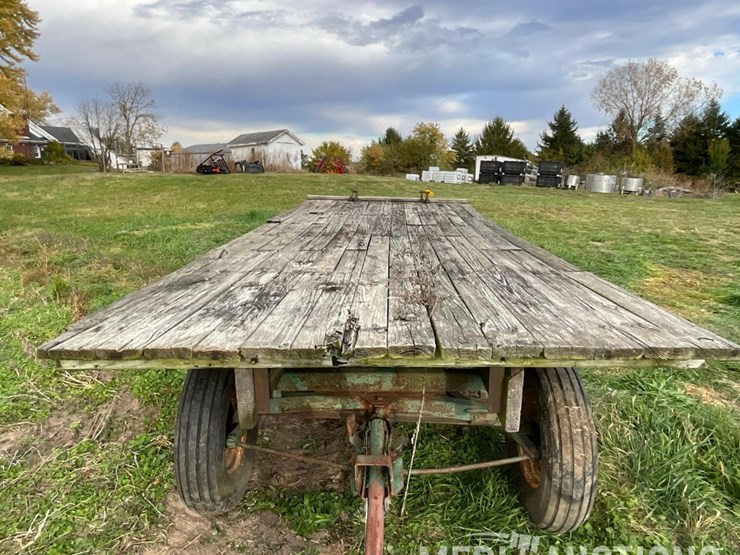hay-rack-on-running-gear-image-10