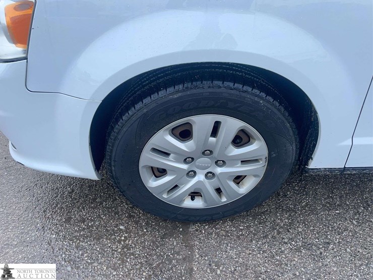 2020-dodge-grand-caravan-se-image-19