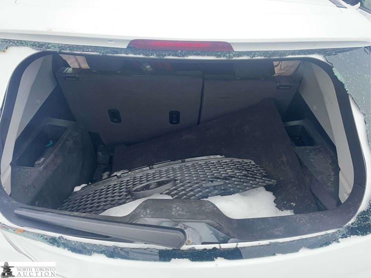 2017-chevrolet-equinox-image-24