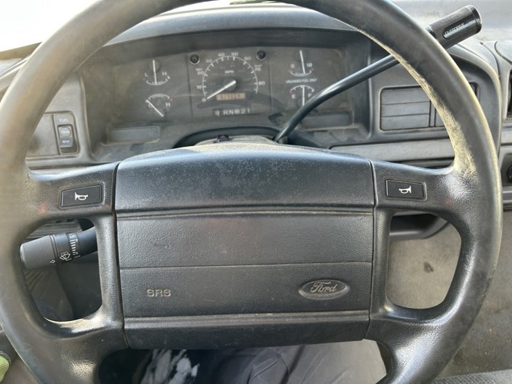 1995-ford-f150-image-23