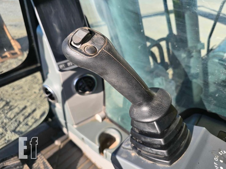 2023-xcmg-xe210u-image-15