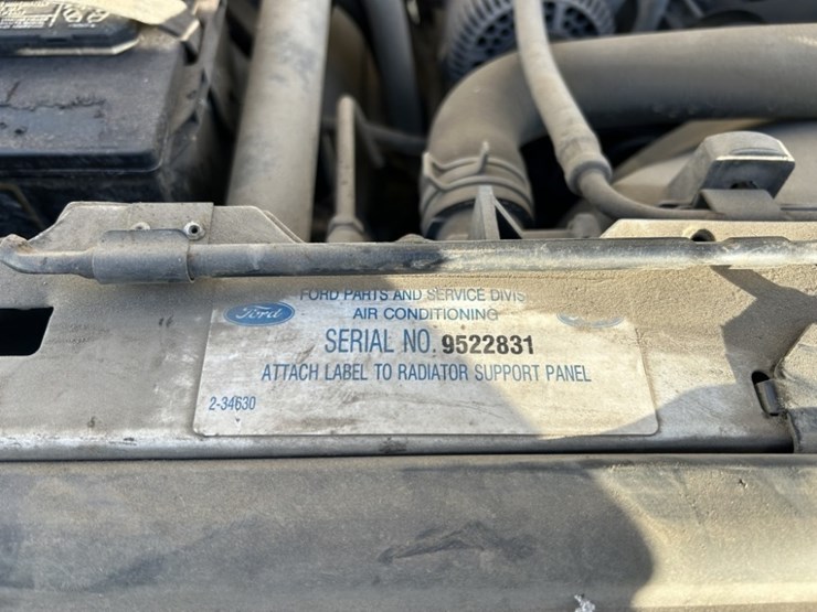 1995-ford-f150-image-39