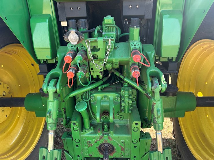 2006-john-deere-7320-image-6