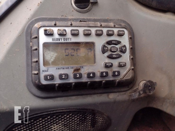 2017-bobcat-t595-image-10