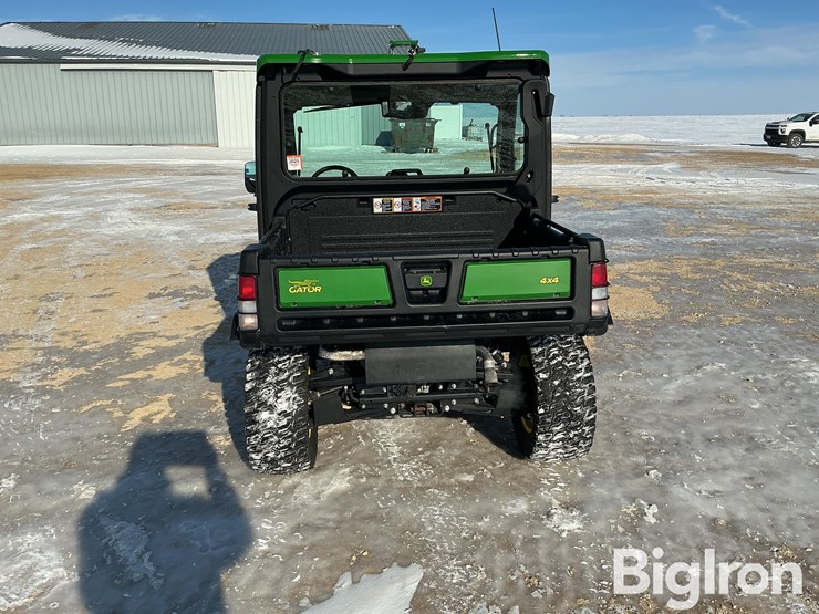 2023-john-deere-gator-image-6