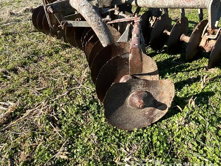 8ft.-3pt.-disc-image-10