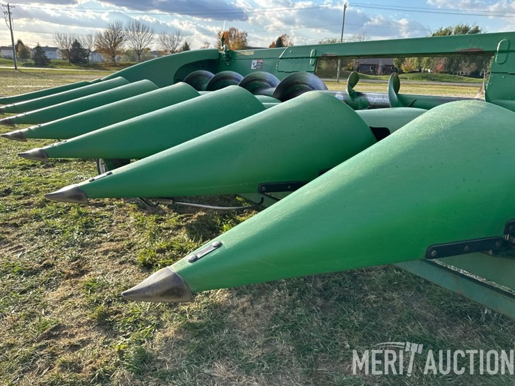 john-deere-608c-image-26