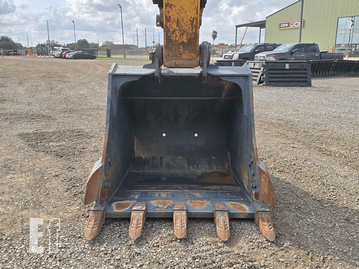 2022-xcmg-xe210u-image-10