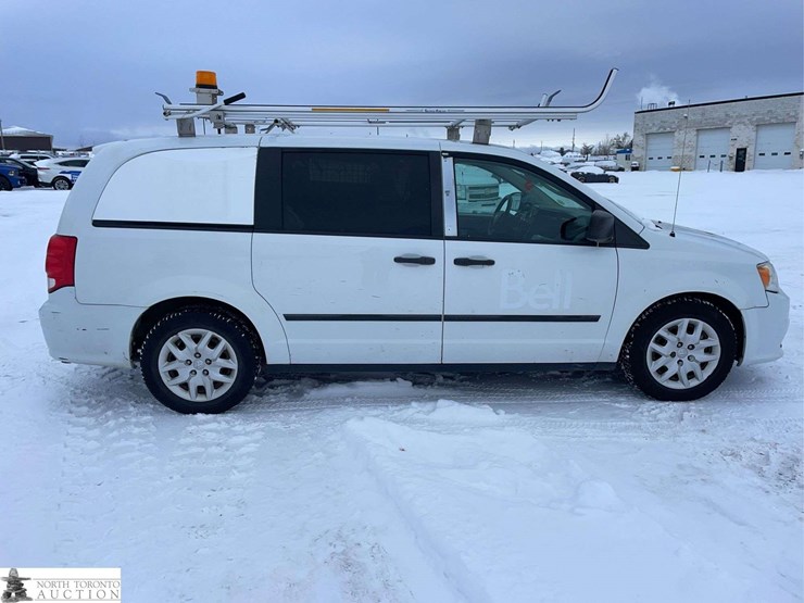 2015-ram-c/v-image-6