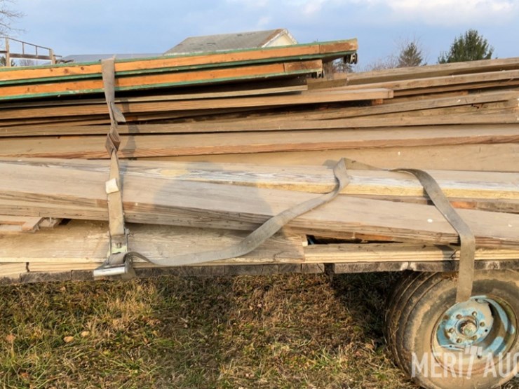 16ft.-hay-rack-on-running-gear-image-16